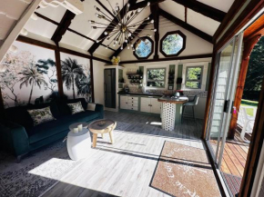 Rivendell Retreat in Mossel Bay - Hot Tub - Pool